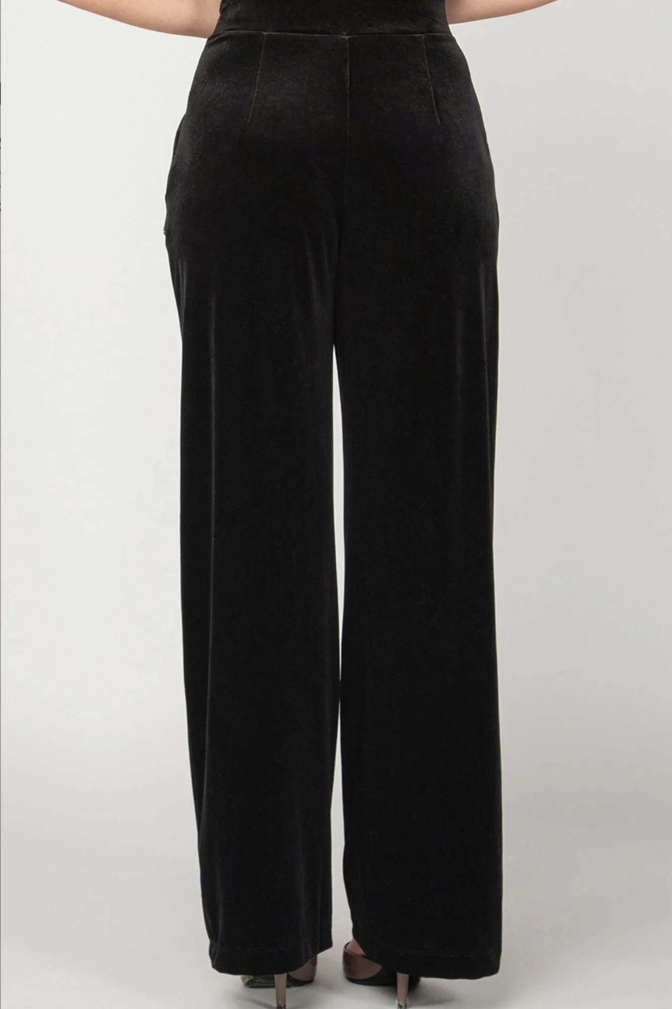 Alanna Wide Leg Velour Pant